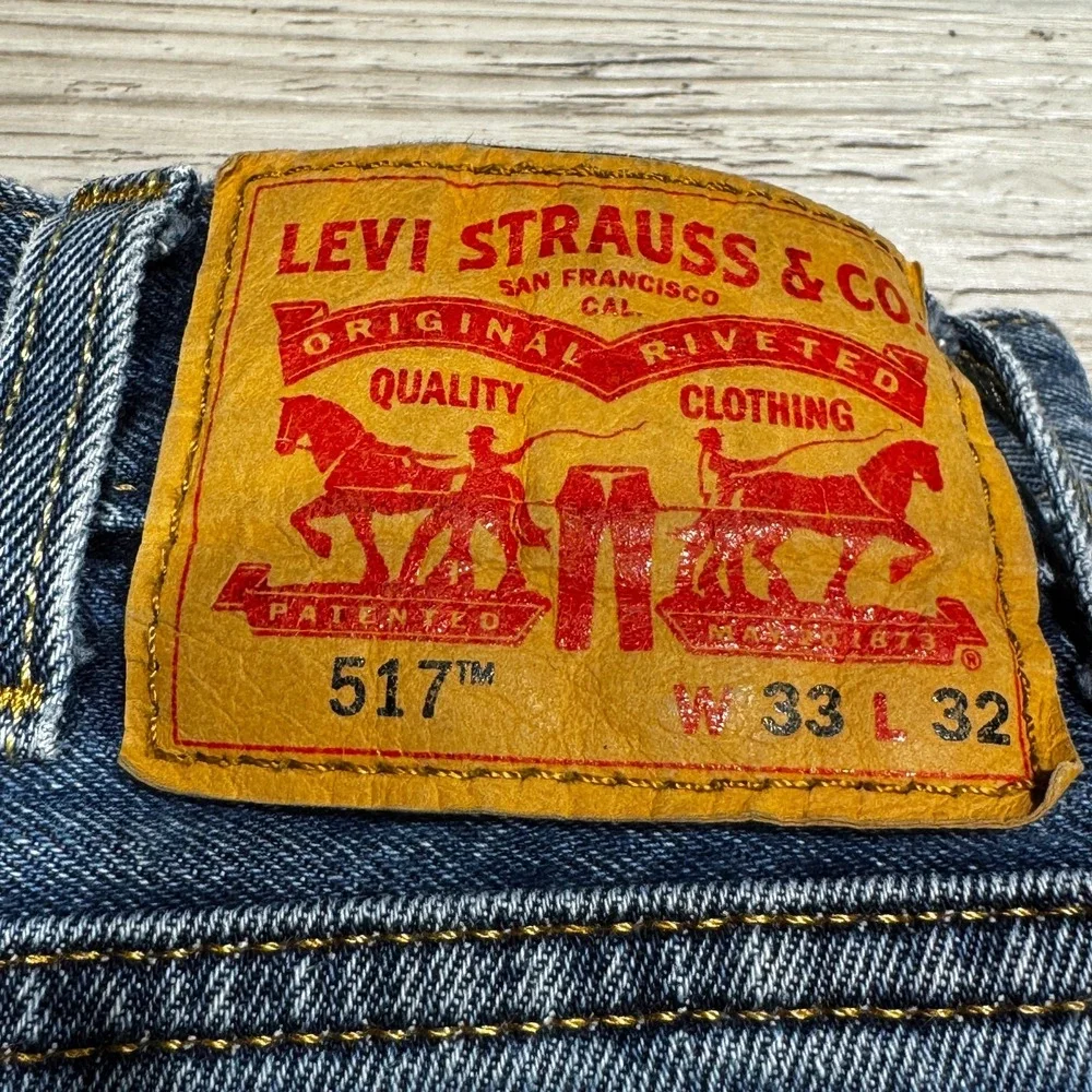 Levi's 517 Jeans Mens 33x32 (Fits 32x31.5) Blue Bootcut Denim Distressed Grunge